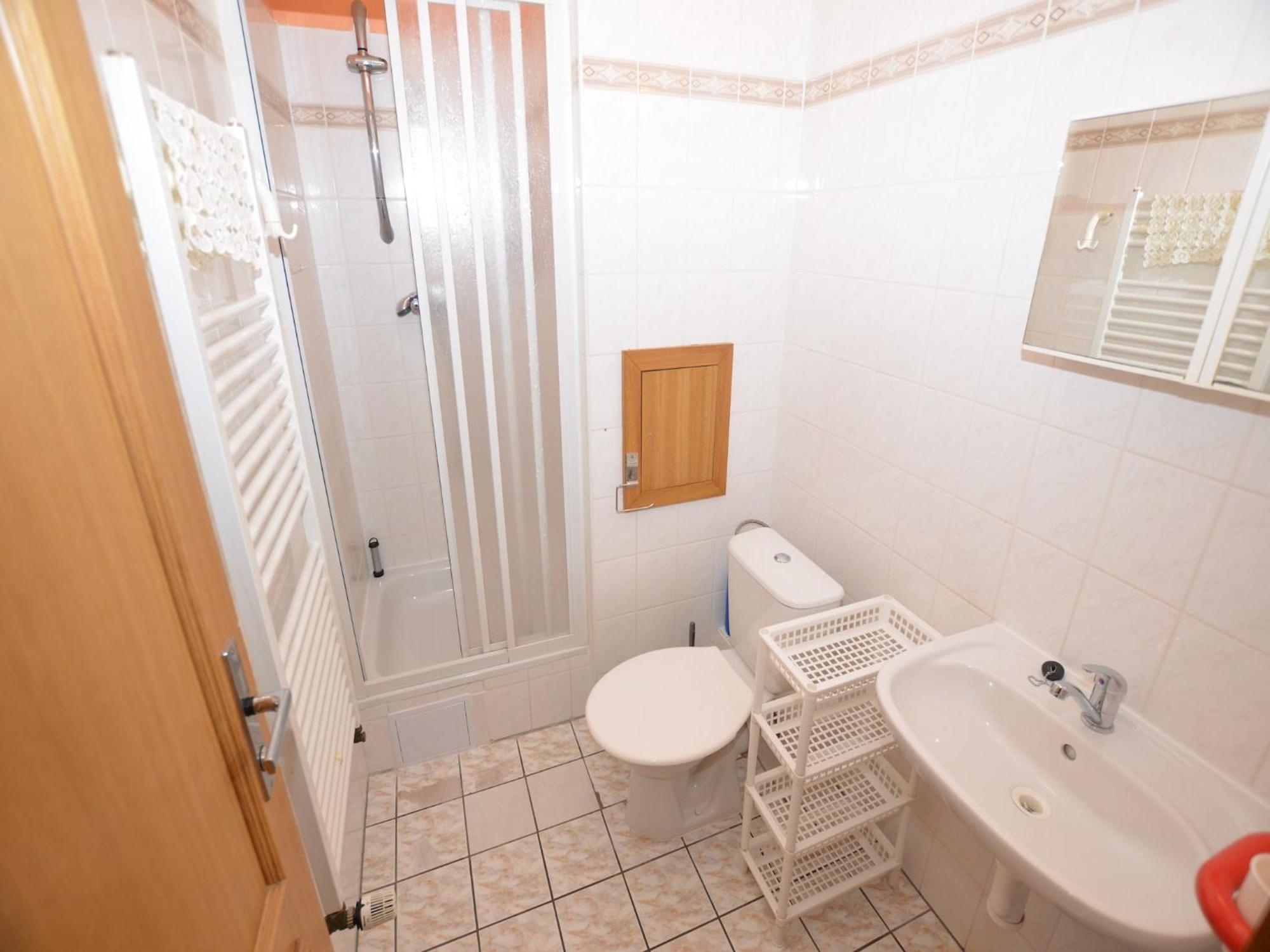 Snug Apartment In Jachymov Near Ski Area Bagian luar foto